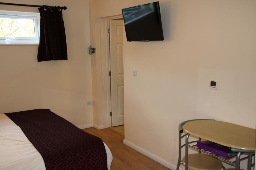 The Stables B&B @ Pear Tree Cottage Winslow ภายนอก รูปภาพ
